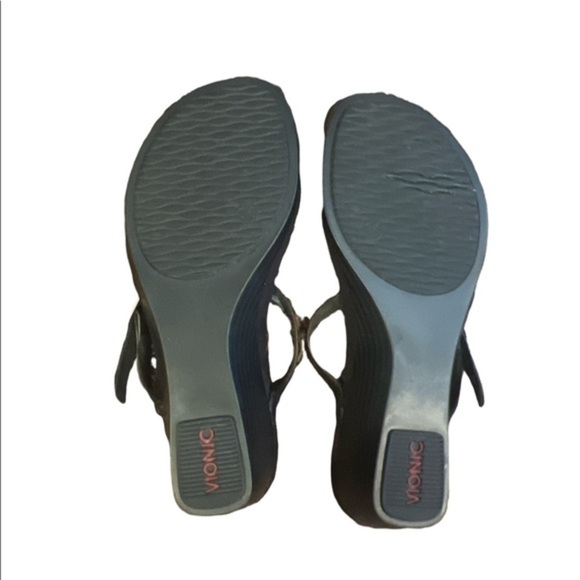 Vionic Ricci Sandal - Picture 5 of 10